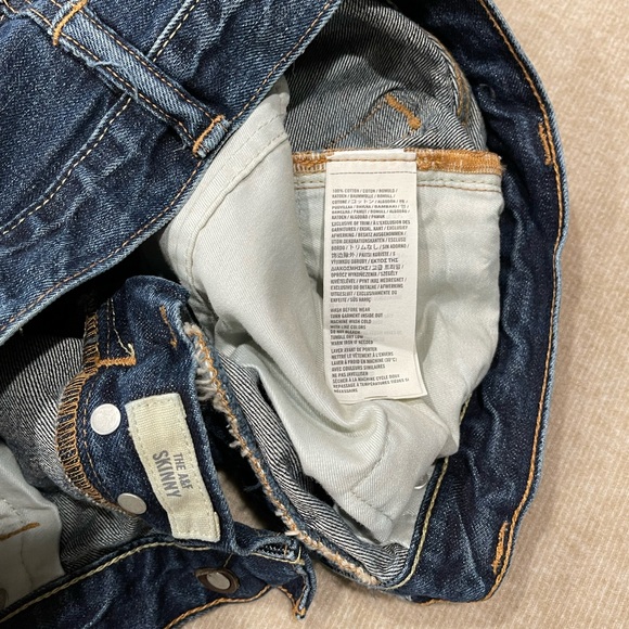 Abercrombie & Fitch Medium Wash Straight Leg Button Fly Denim Blue Jeans Men Boy - Picture 13 of 13